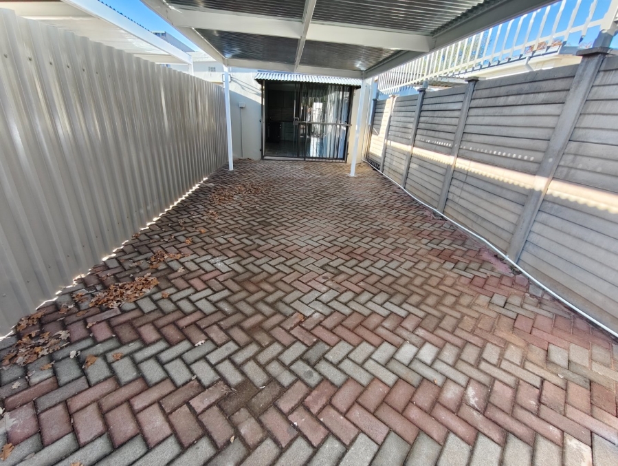 To Let 1 Bedroom Property for Rent in Generaal De Wet Free State